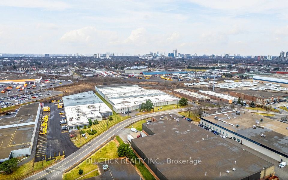 44 Rolark Drive 3, Toronto E04, ON M1R 4G2