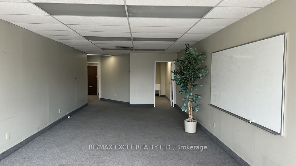 2425 Eglinton Avenue E 209, Toronto E04, ON M1K 5G8