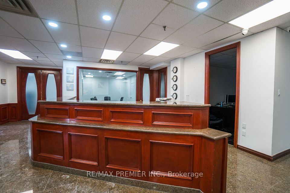 1225 Kennedy Road 2000-05, Toronto E04, ON M1P 4Y1