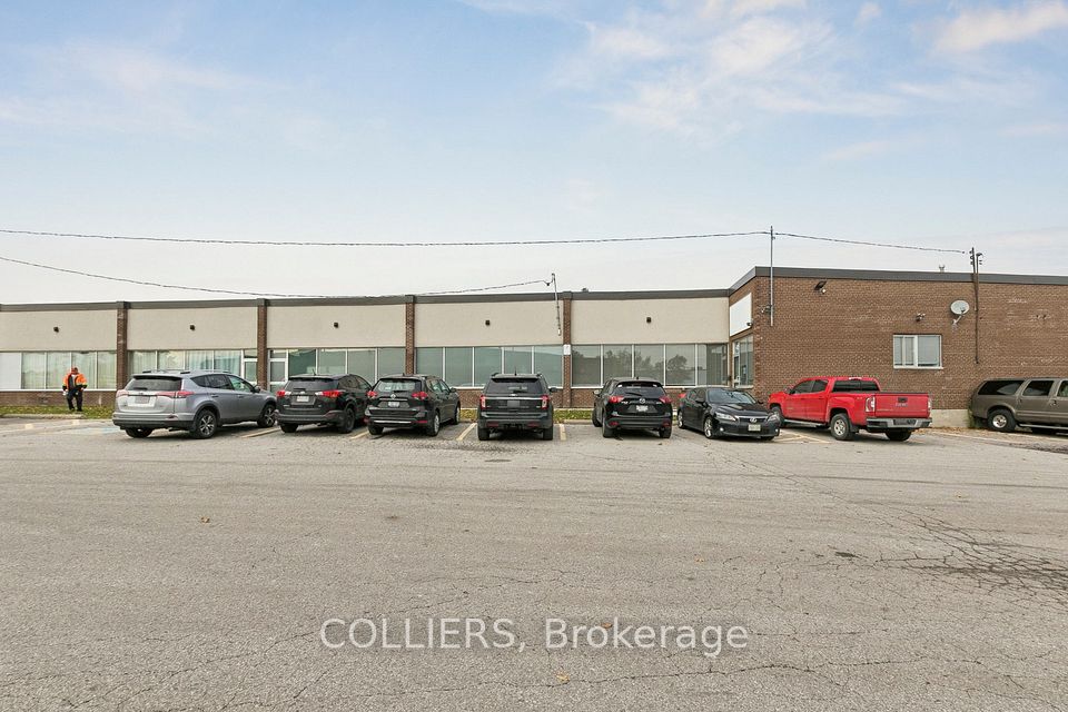 42-44 Continental Place, Toronto E04, ON M1R 2T4