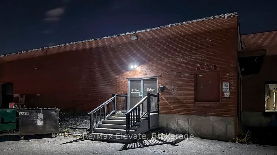 787 Warden Avenue 9, Toronto E04, ON M1L 4C2