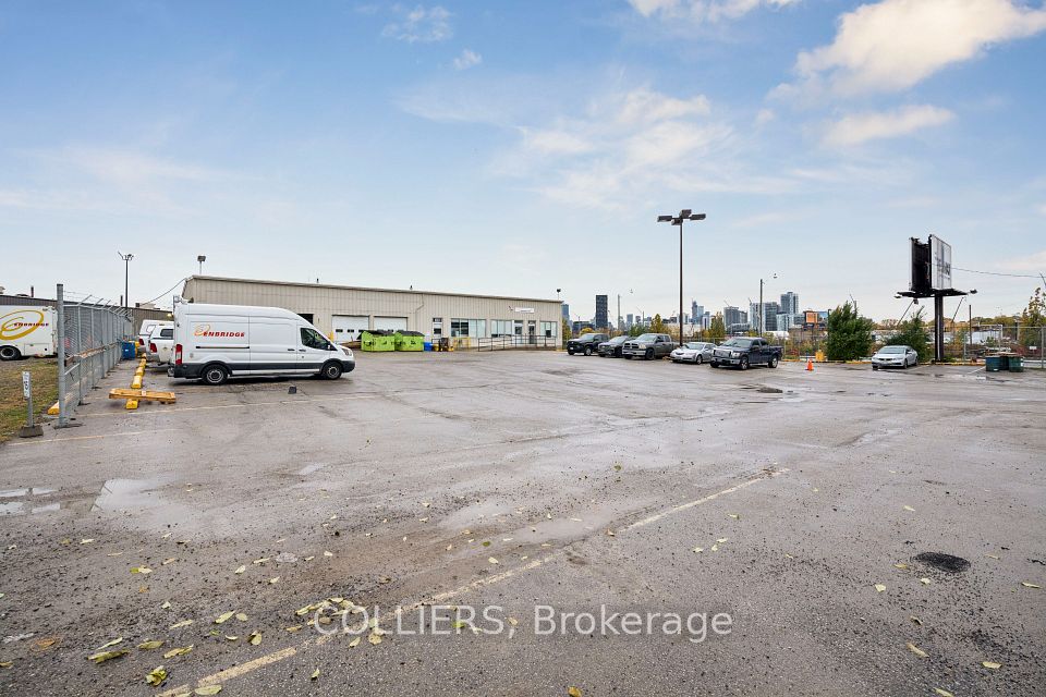 120 Bouchette Street, Toronto E01, ON M4M 3J6