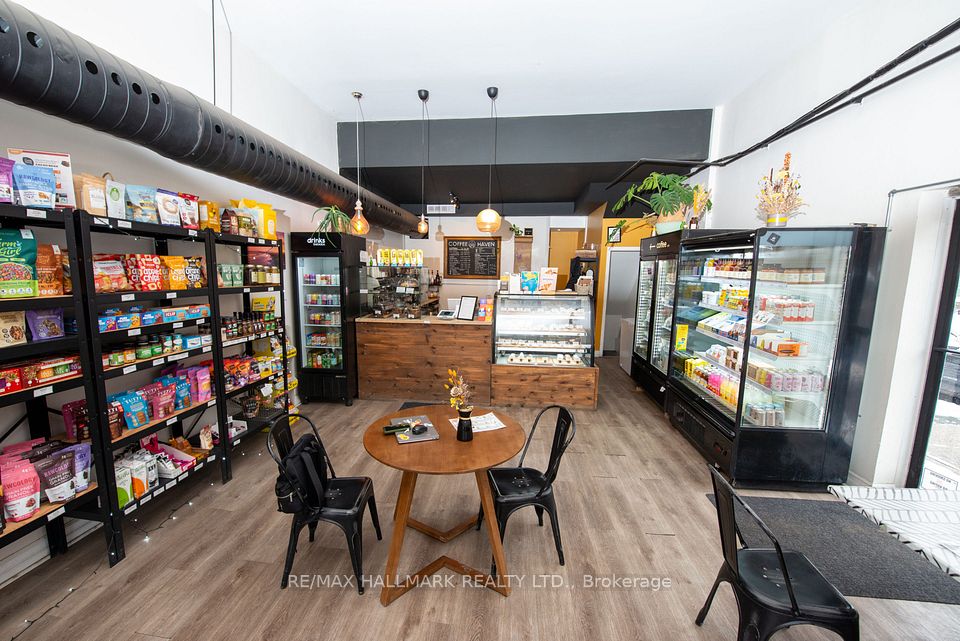 2256 Queen Street E, Toronto E02, ON M4E 1G2