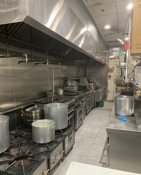 2938 Finch Avenue E, Toronto E05, ON M1W 2T4