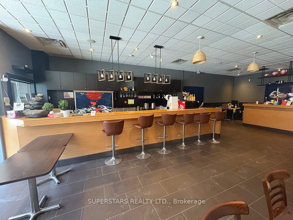 107 Brock Street S, Whitby, ON L1N 4J9