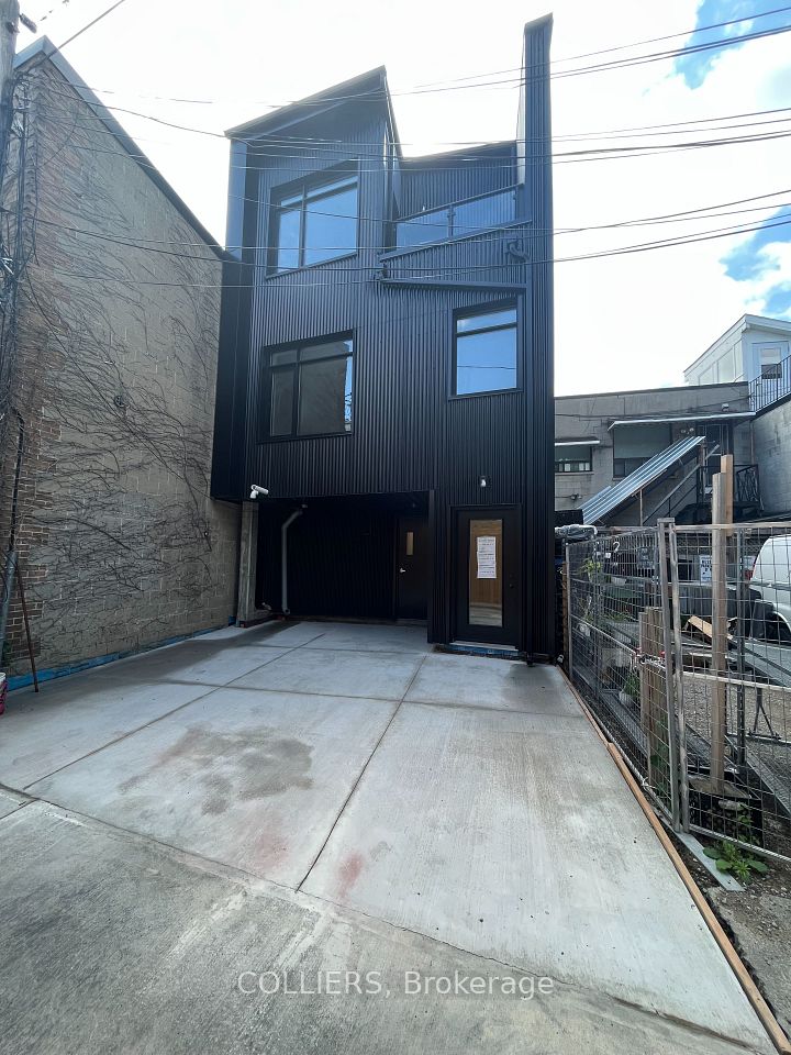 1048 Kingston Road, Toronto E02, ON M4E 1T4