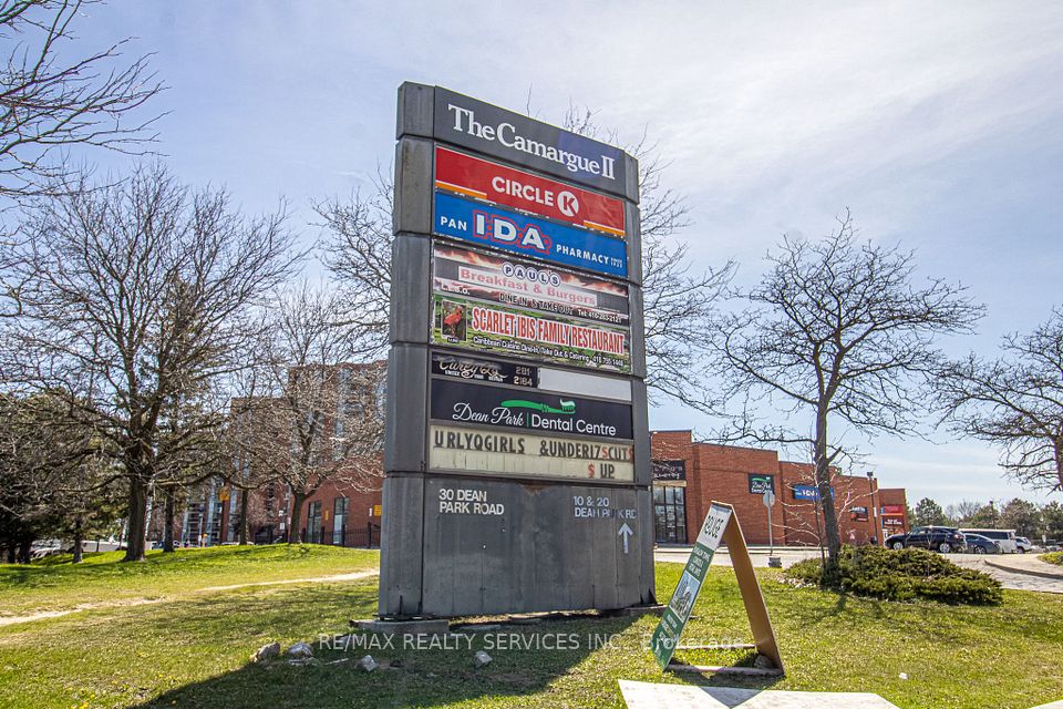 30 Dean Park Road 19, Toronto E11, ON M1B 3H1