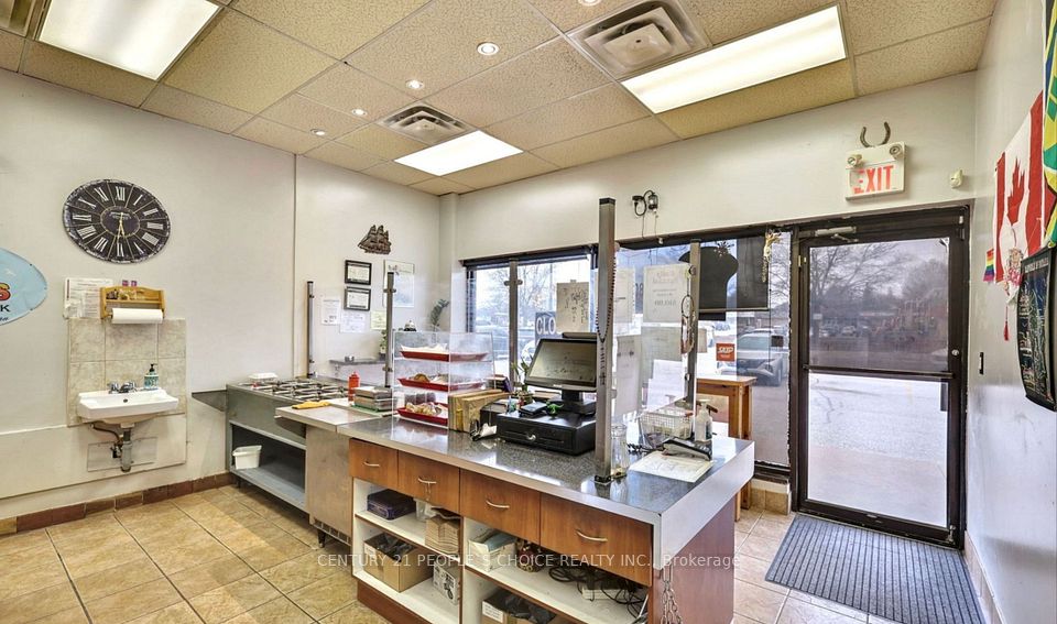 1051 SIMCOE Street N F5, Oshawa, ON L1G 4S1