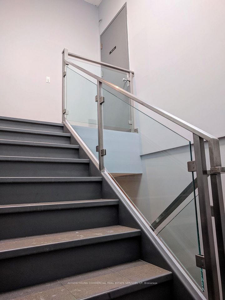 177 Danforth Avenue 302, Toronto E01, ON M4K 1N2