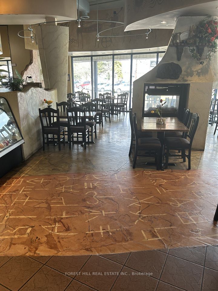 1450 Kingston Road 1, Pickering, ON L1V 1C1