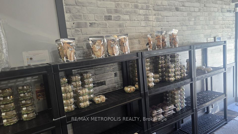 153 Morningside Avenue, Toronto E10, ON M1E 3C8