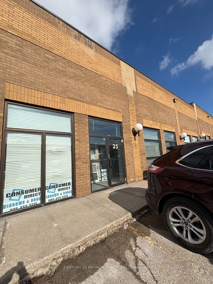 110 Scotia Court 35-36, Whitby, ON L1N 8Y7