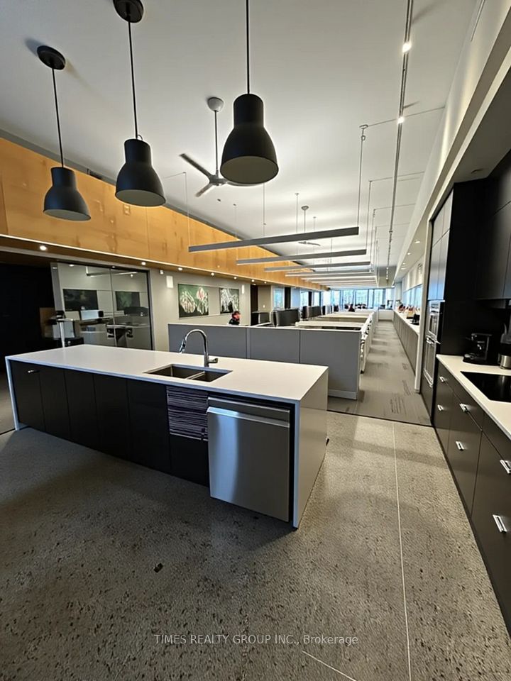 1238 Kingston Road, Toronto E06, ON M1N 1P3