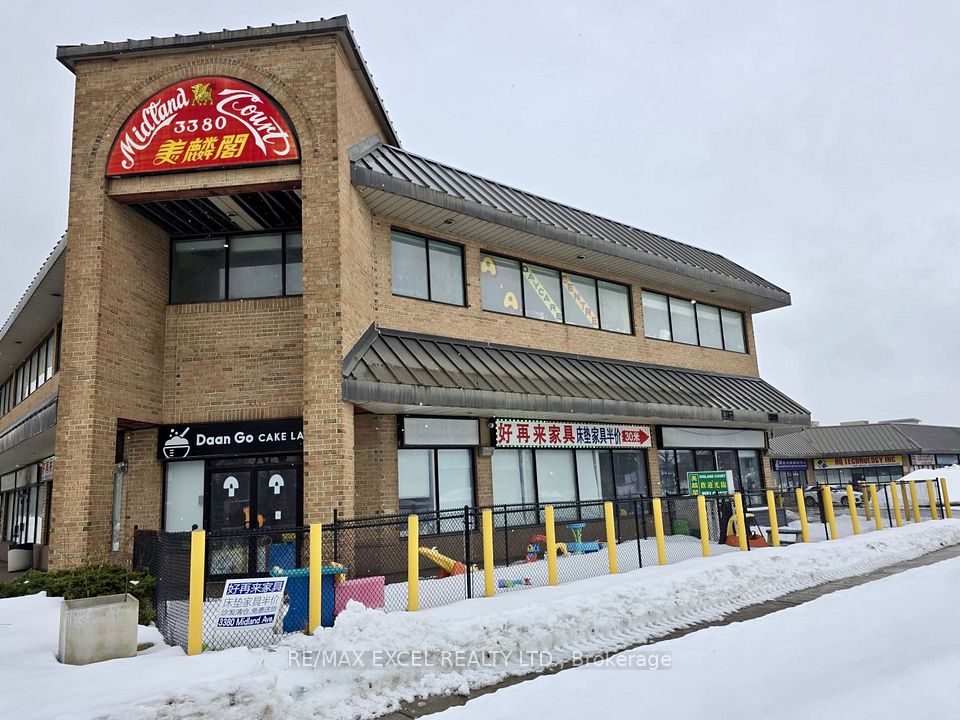 3380 Midland Avenue 10, Toronto E07, ON M1V 5B5