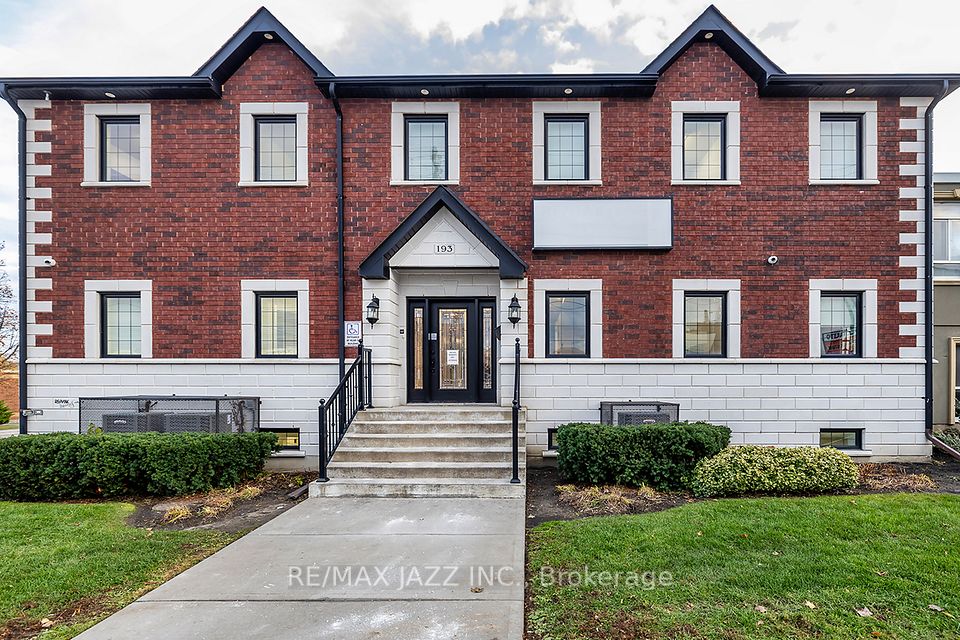 193 King Street E, Oshawa, ON L1H 1C2