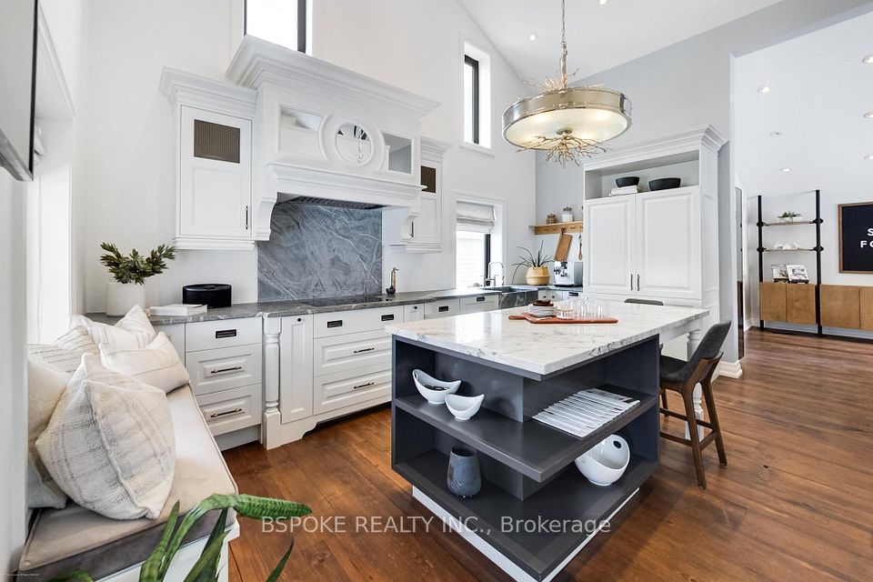 578 Kingston Road W, Ajax, ON L1T 3A2