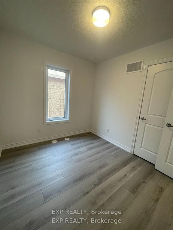 Att/Row/Townhouse at 2001 Cameron Lott Crescent, Oshawa, ON L1L 0S1, Oshawa