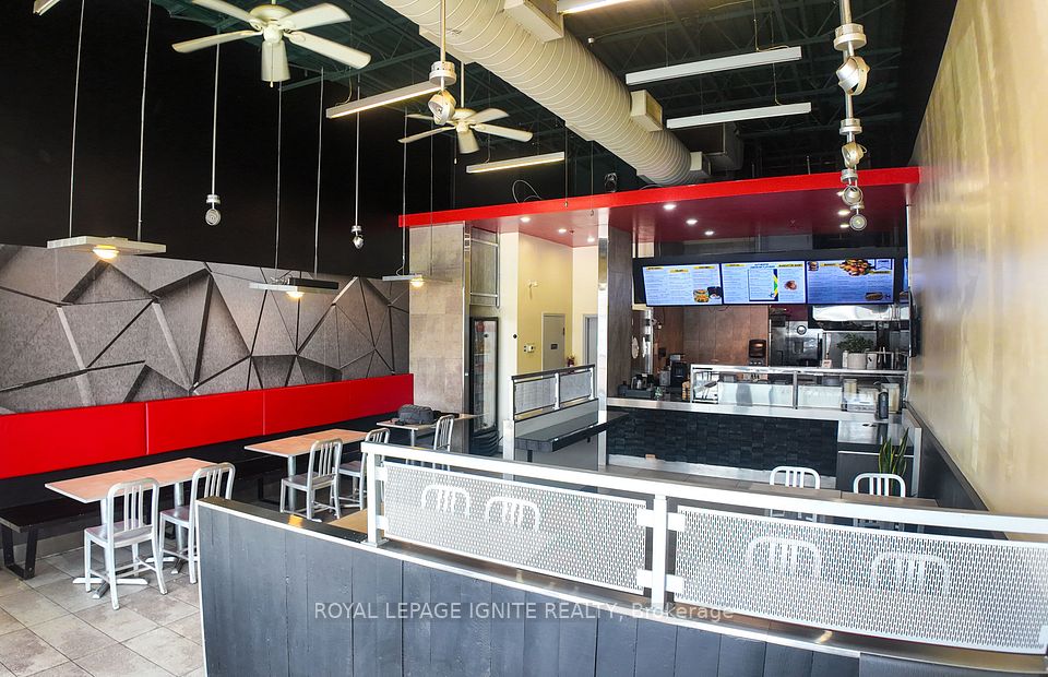 200 Carnwith Drive E 9, Whitby, ON L1M 0A1