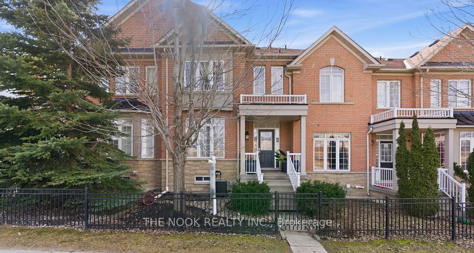 Att/Row/Townhouse at 107 Barkdale Way, Whitby, ON L1N 0G2, Whitby