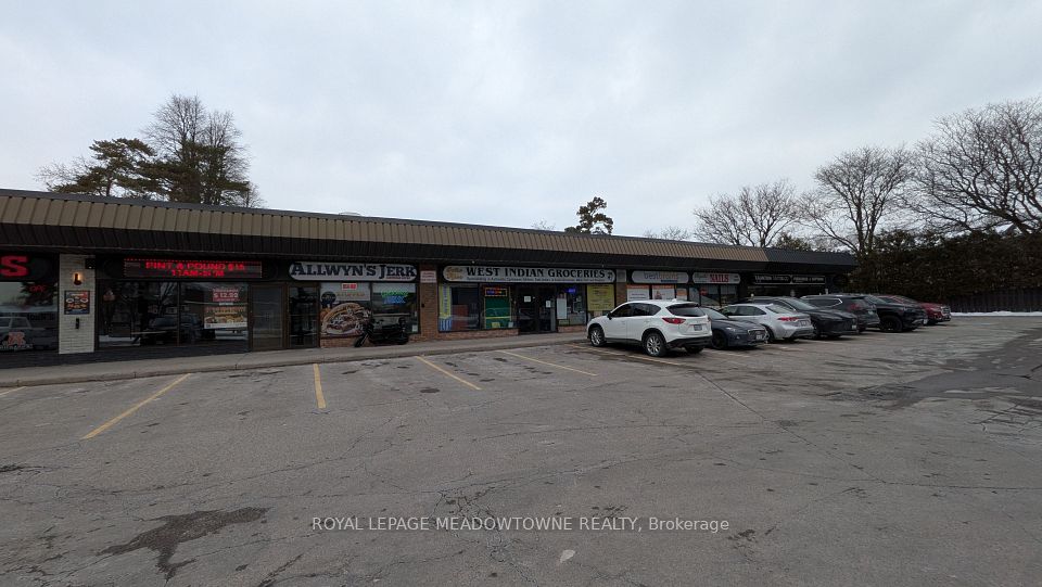50 Taunton Road E 3, Oshawa, ON L1G 3T7