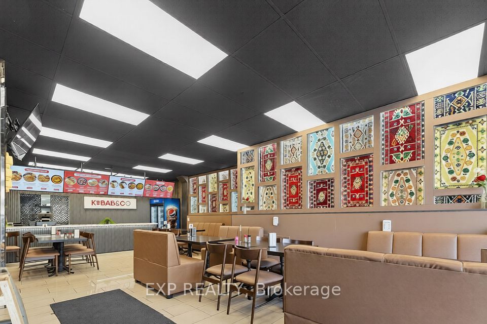 977 O'Connor Drive, Toronto E03, ON M4B 2T1