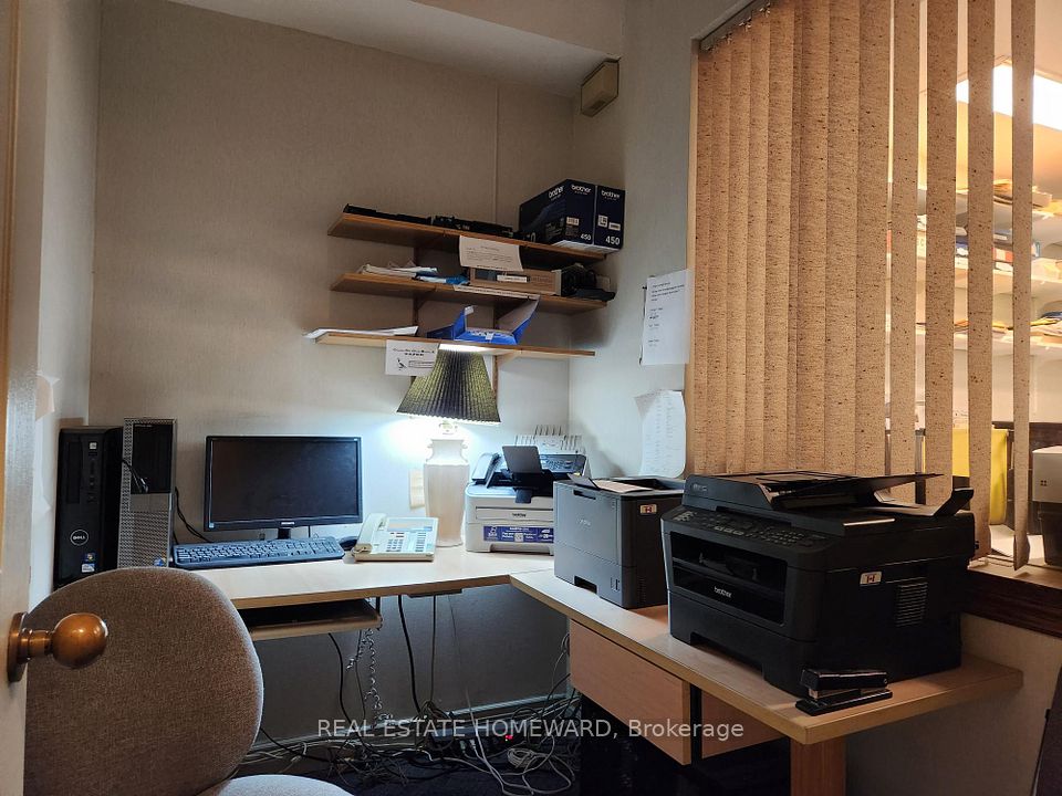 253 Danforth Avenue 100E, Toronto E02, ON M4K 1N2