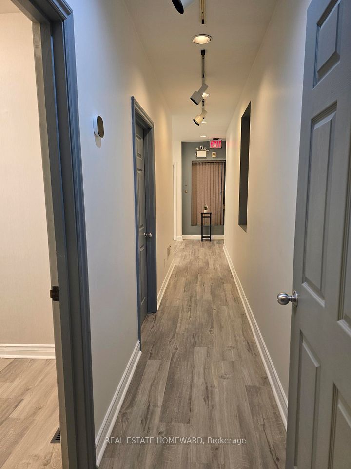 253 Danforth Avenue 100G, Toronto E02, ON M4K 1N2