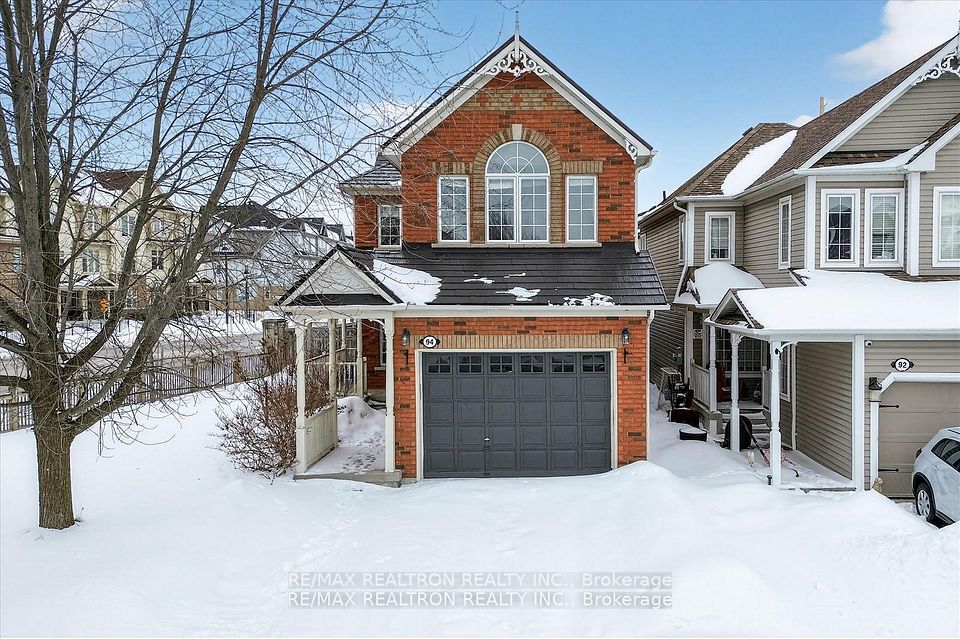 Detached at 94 Bayberry Court, Whitby, ON L1M 2L1, Whitby