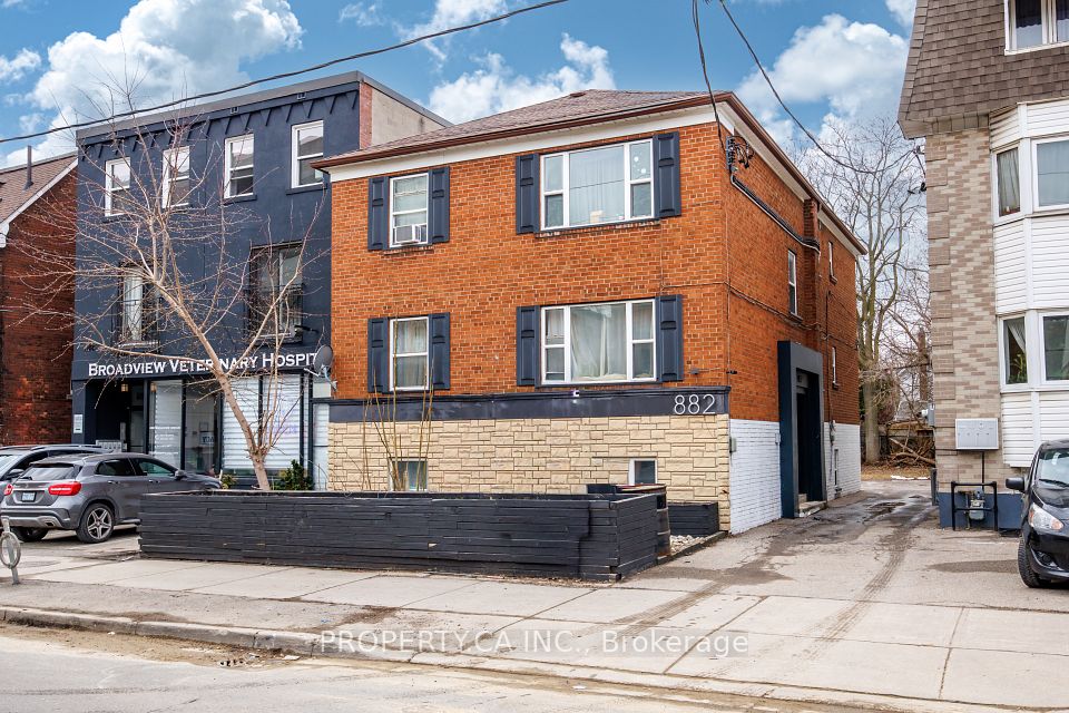 882 Broadview Avenue, Toronto E03, ON M4K 2R1