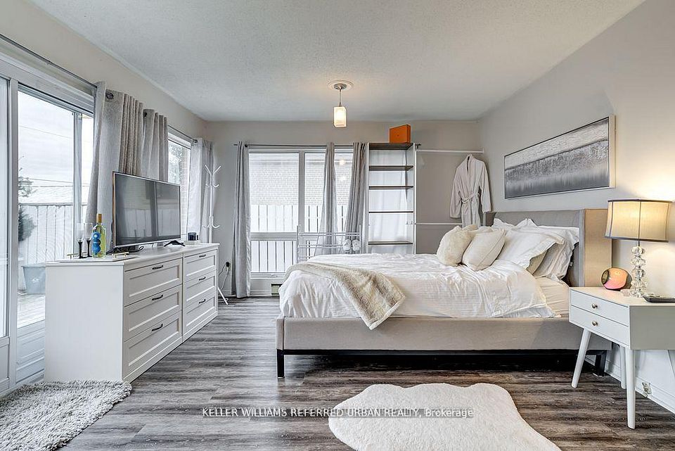 Detached at 707 Annland Street B, Pickering, ON L1W 1A9, Pickering