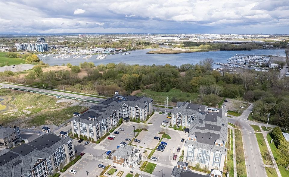 Condo Apartment at 670 Gordon Street 213, Whitby, ON L1N 0K9, Whitby