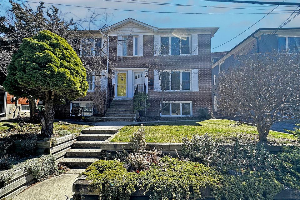 29 Love Crescent, Toronto E02, ON M4E 1V6
