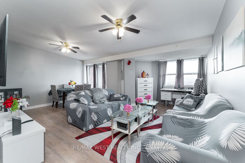 4062 Lawrence Avenue E 612, Toronto, ON M1E 4V5 at 4062 Lawrence Avenue E 612, Toronto, ON M1E 4V5, Toronto E10, ON, M1E 4V5