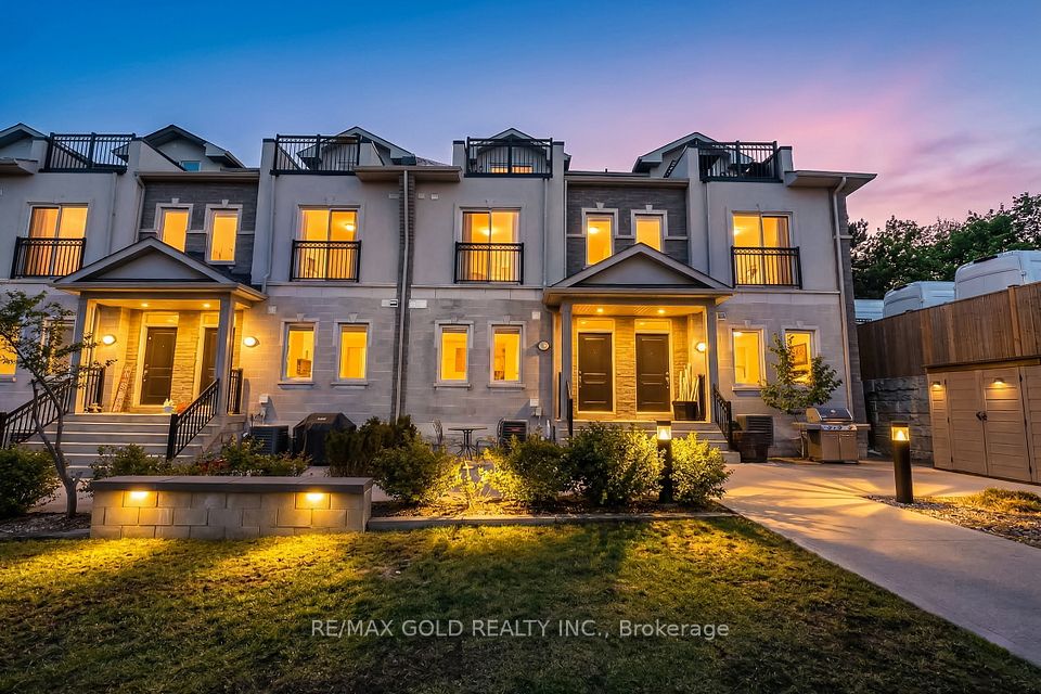 Att/Row/Townhouse at 1030 dunsley Way 06, Whitby, ON L1N 0L5, Whitby