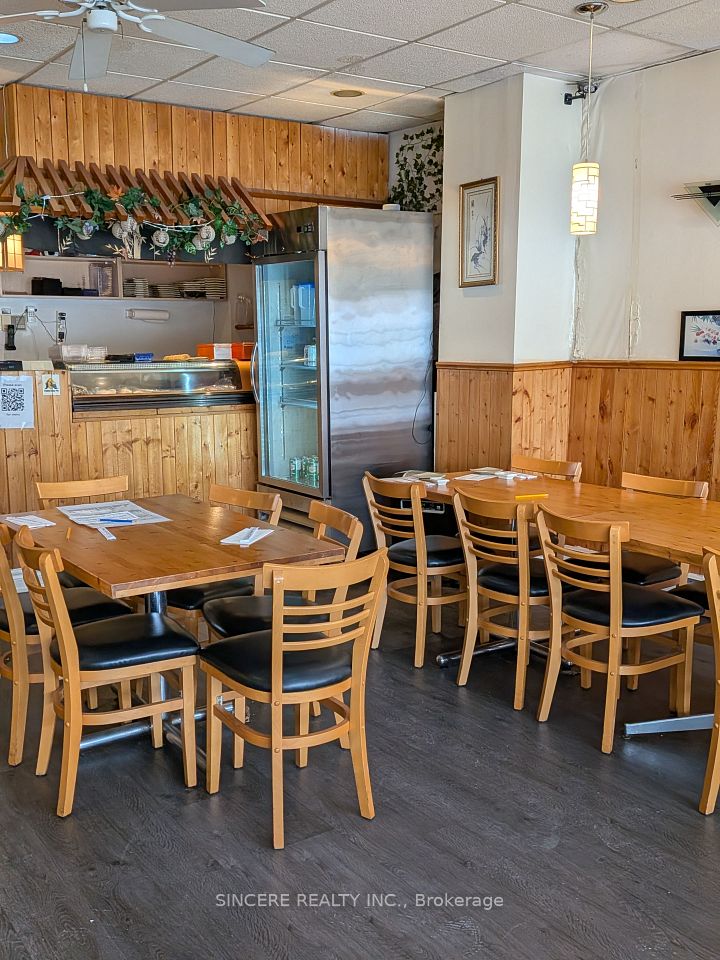 46 Simcoe Street N Main Floor, Oshawa, ON L1G 4S1