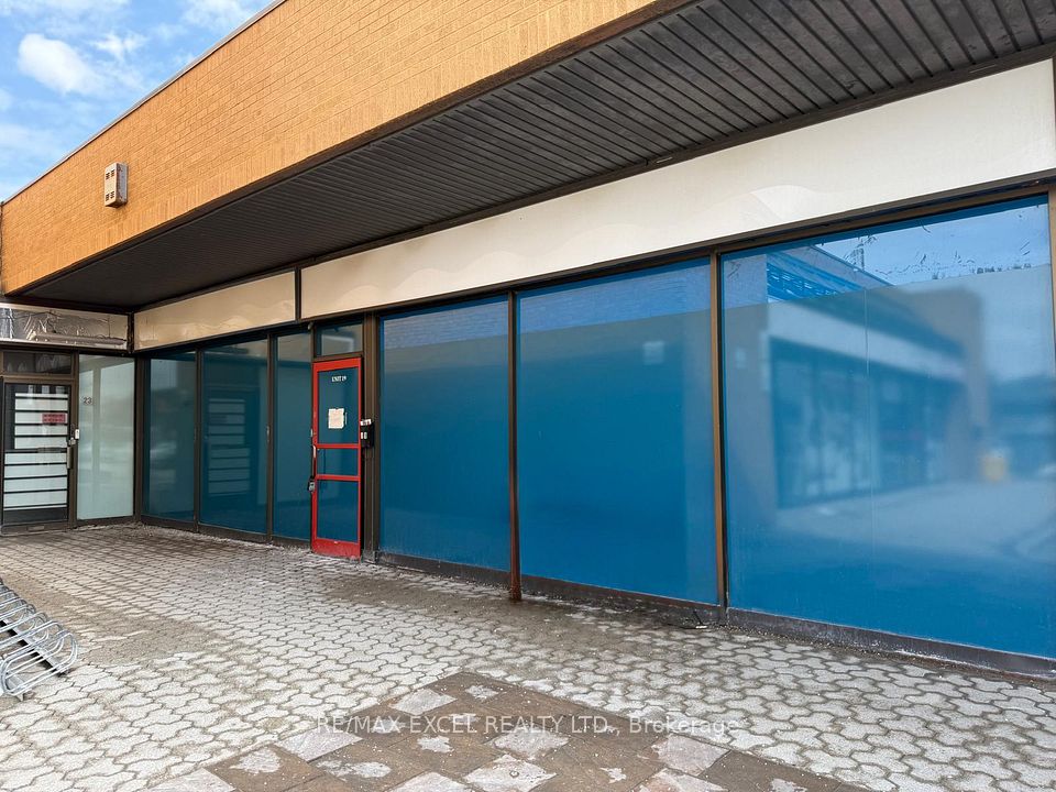 19 Glendinning Avenue, Toronto E05, ON M1W 3E2