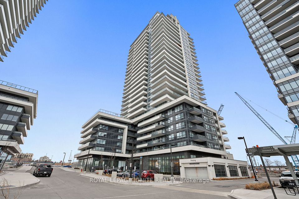 Condo Apartment at 1455 Celebration Drive 1605, Pickering, ON L1W 0C3, Pickering