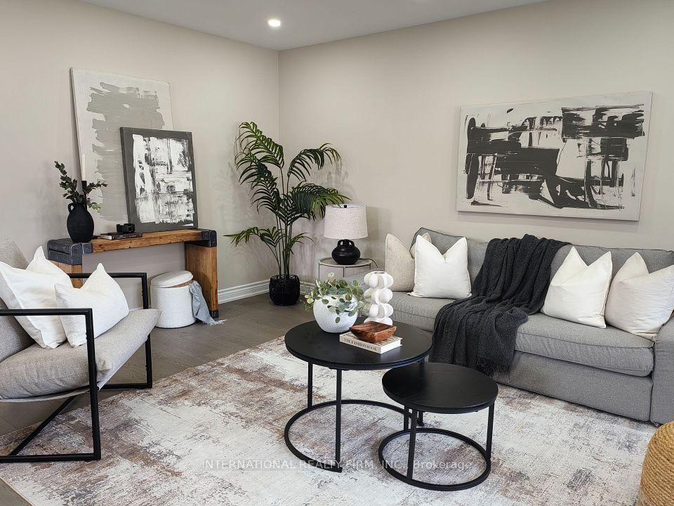 Detached at 463 Rossland Road E, Oshawa, ON L1G 2X3, Oshawa