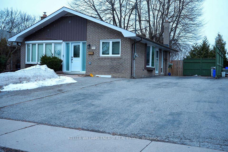 Detached at 134 Melrose Street Basement, Oshawa, ON L1H 6Y1, Oshawa