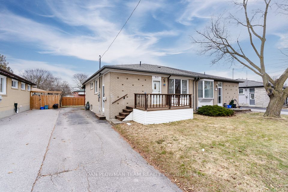 313 Dovedale Drive, Whitby, ON L1N 1Z8