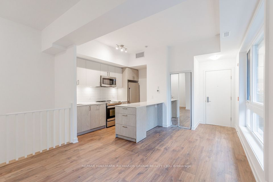 Condo Townhouse at 35 Birchcliff Avenue 18, Toronto E06, ON M1N 3C5, Toronto E06