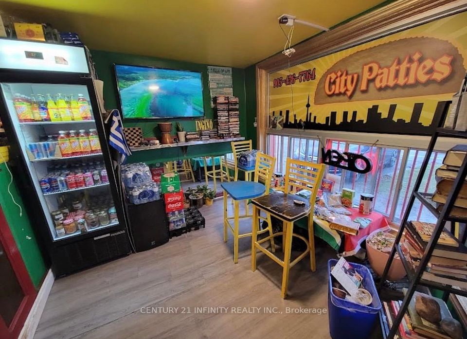 5 John Street W, Oshawa, ON L1H 1W8