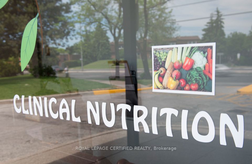 3049 Kingston Road, Toronto E08, ON M1M 3W1