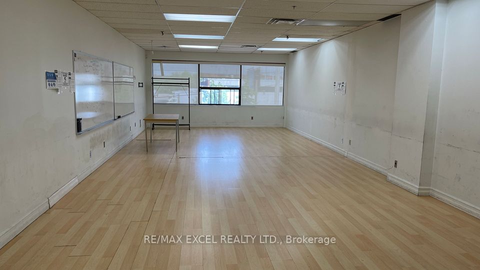 55 Nugget Avenue 207, Toronto E07, ON M1S 3L1