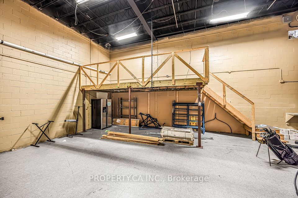 793 Pharmacy Avenue 120, Toronto E04, ON M1L 3K2