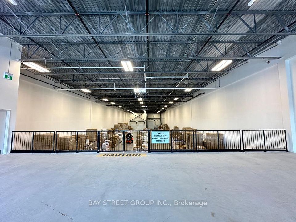 2560 Morningside Avenue 5, Toronto E11, ON M1X 0E2