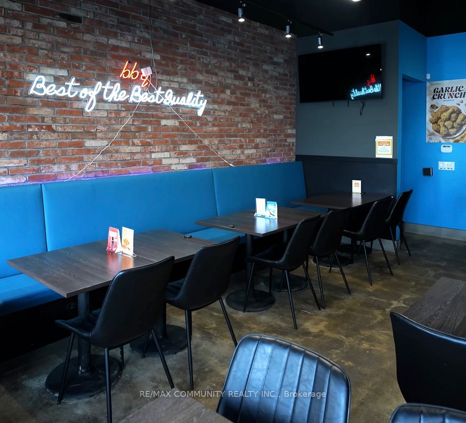 4915 Steeles Avenue E 8, Toronto E07, ON M1V 4Z3