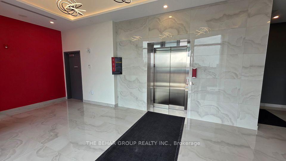 481 Taunton Road W 201, Oshawa, ON L1H 7K4