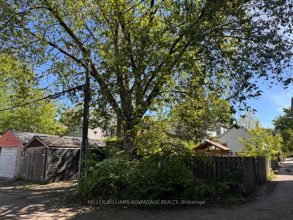 12R Hastings Avenue, Toronto, ON M4M 3C7 at 12R Hastings Avenue, Toronto, ON M4M 3C7, Toronto E01, ON, M4M 3C7