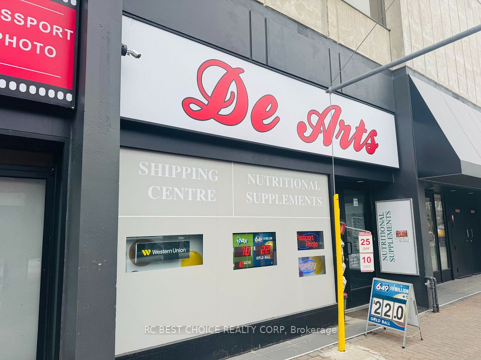 300 Coxwell Avenue 101, Toronto E01, ON M4L 3B6